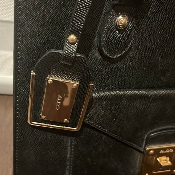 ALDO Medium Black Tote Bag Front Pocket, gold trim,back pocket, gold zipper​ - Picture 3 of 8